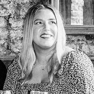 Meet your Posher, Nina